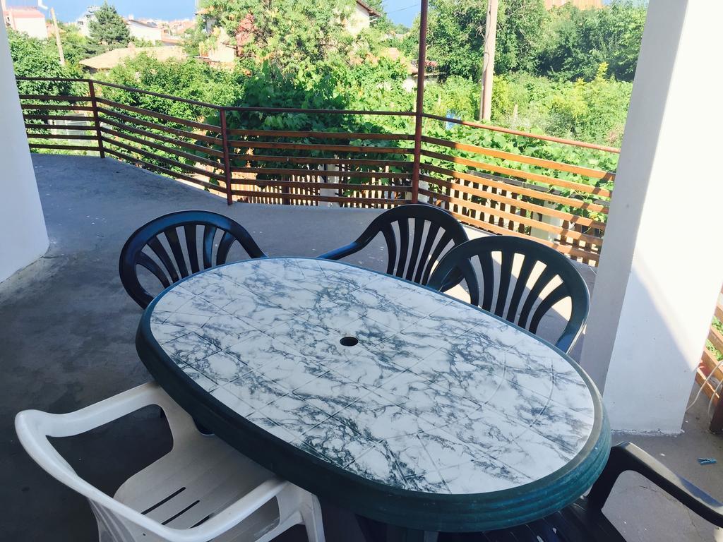 אובזור Petrovi Guest House חדר תמונה