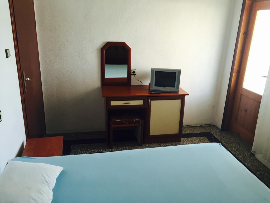 אובזור Petrovi Guest House חדר תמונה