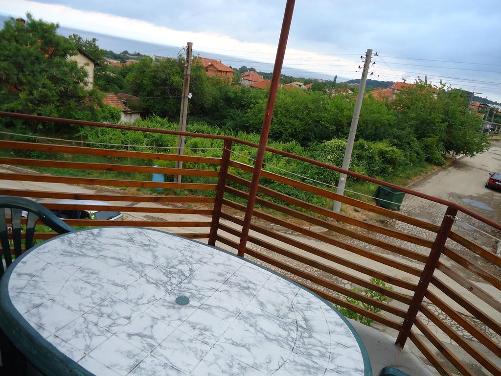 אובזור Petrovi Guest House חדר תמונה