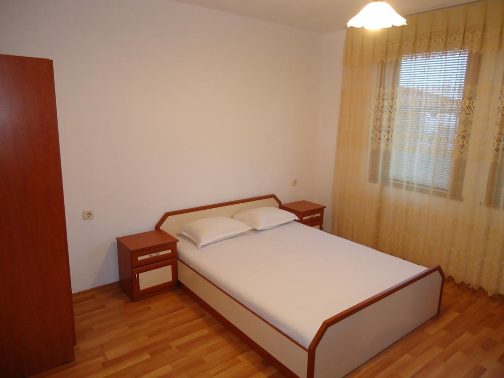 אובזור Petrovi Guest House חדר תמונה